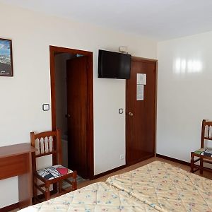 Habitación con 2 Camas Individuales